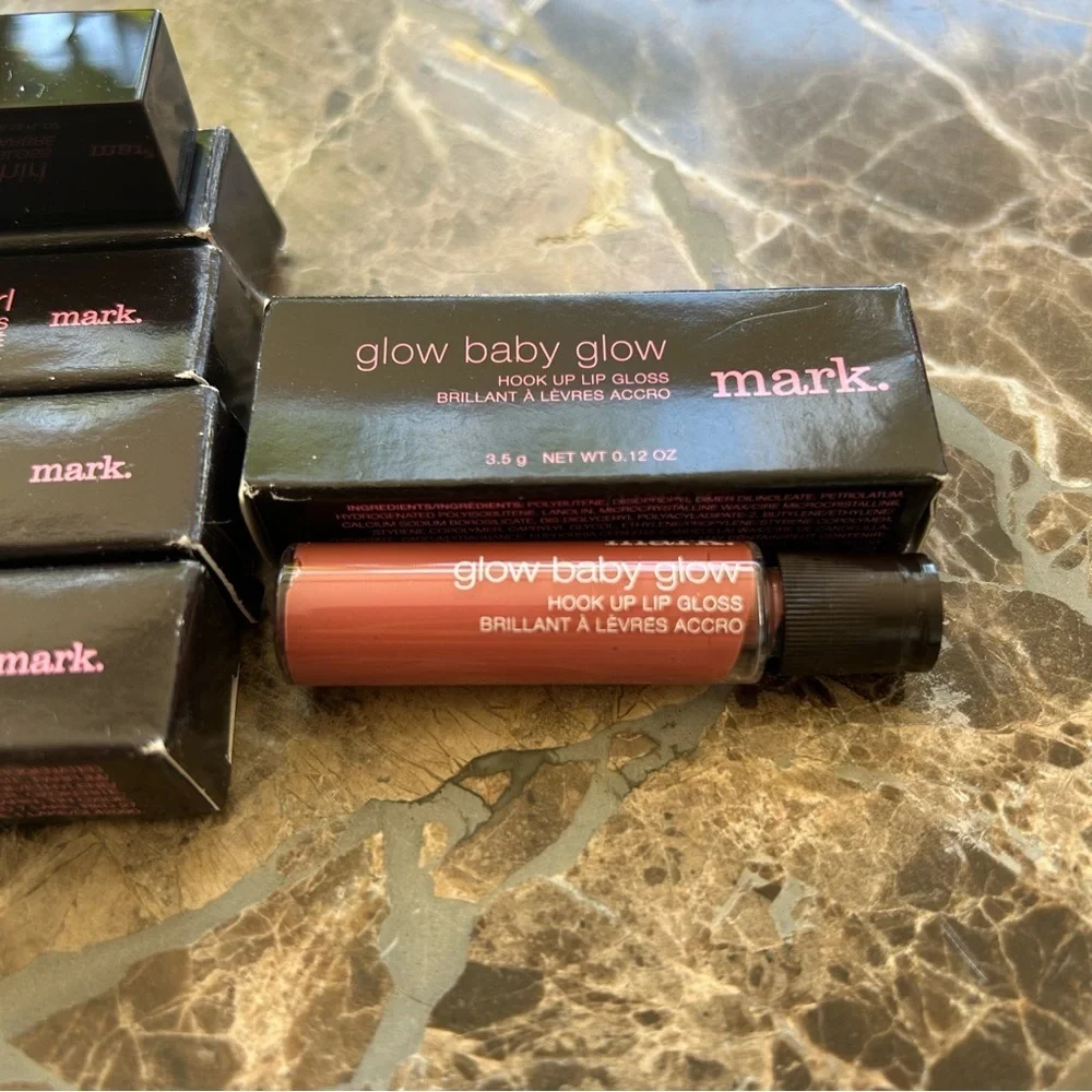 Avon Mark In A Whirl Lip Gloss Brown Sugar Lot Of 5 Glow Gloss Honey New